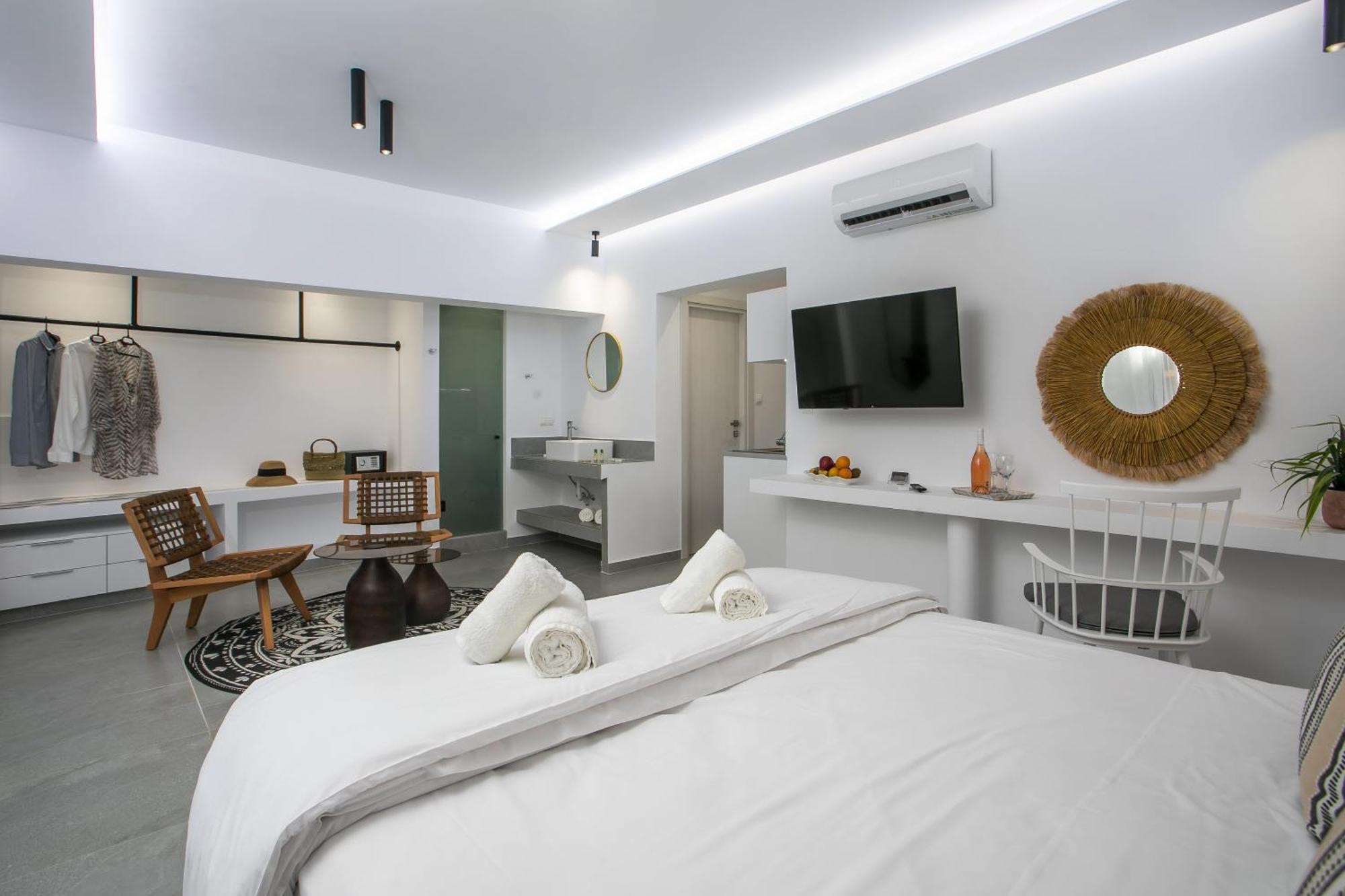 Calma Luxury Studios & Suites Faliraki Exteriör bild