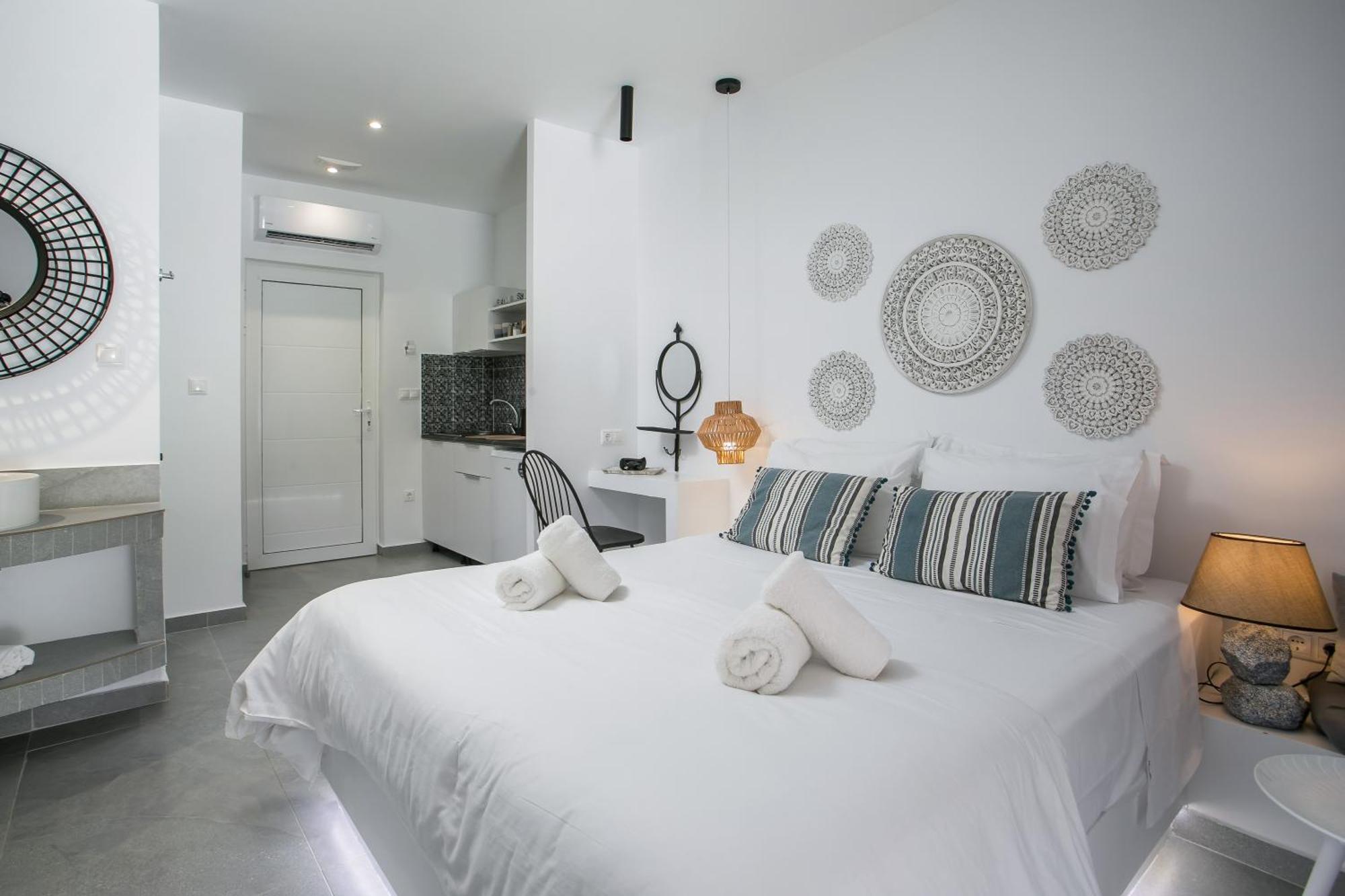 Calma Luxury Studios & Suites Faliraki Exteriör bild